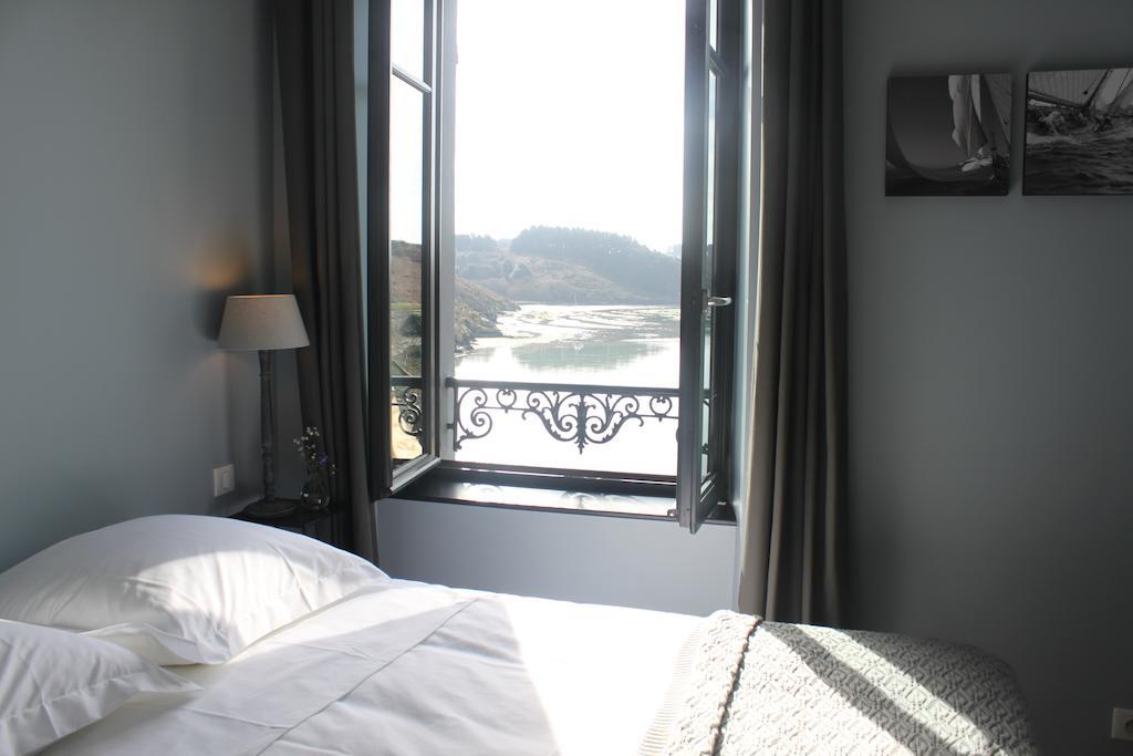 Villa Pen Prad Sauzon Room photo
